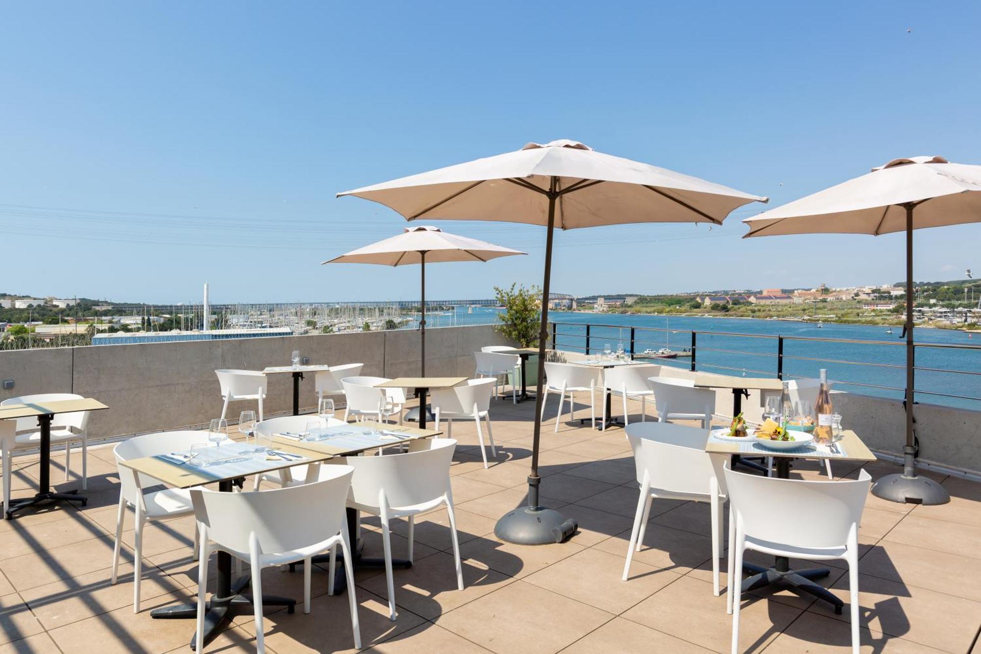 Hotel Golden Tulip Martigues Provence Exterior foto