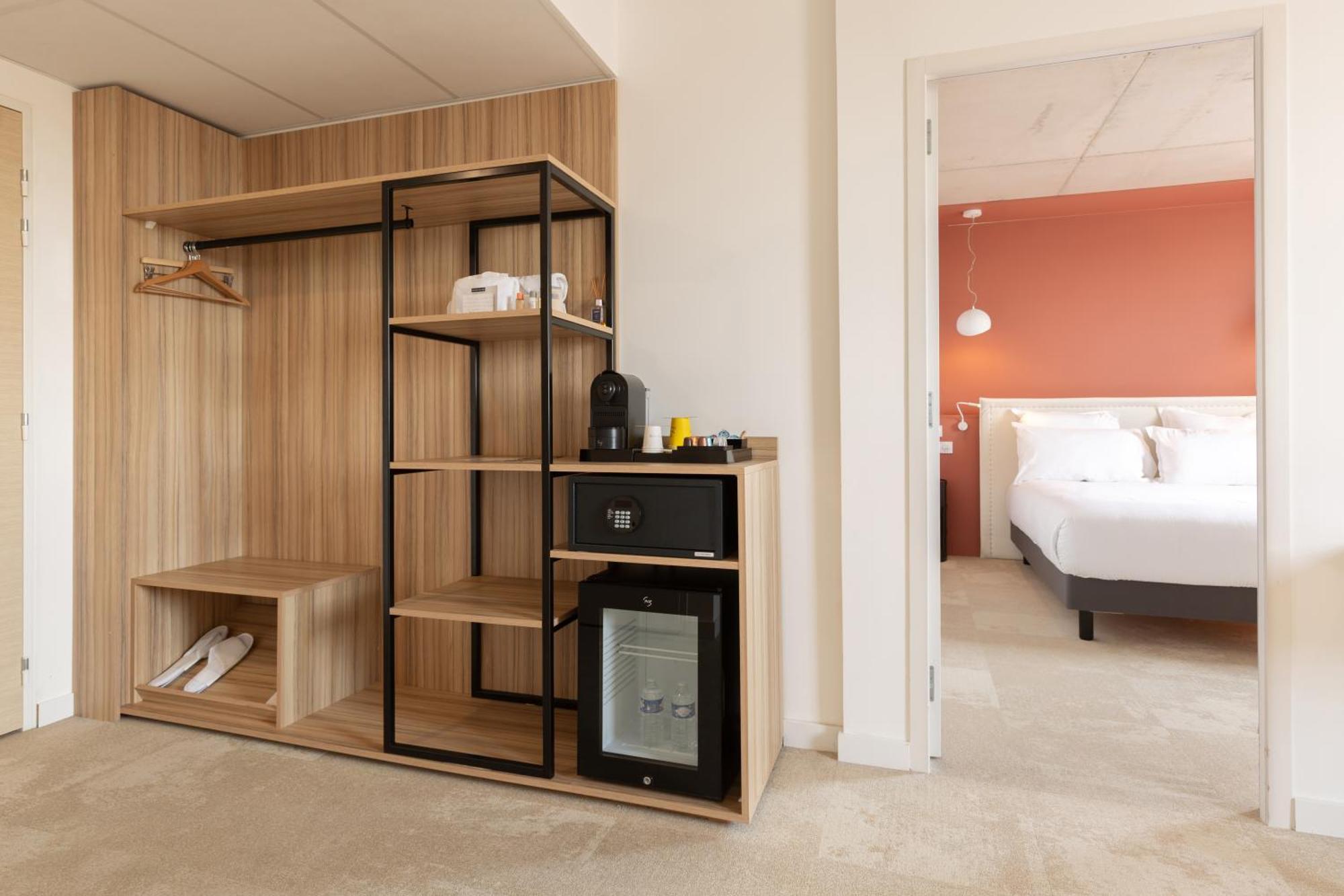 Hotel Golden Tulip Martigues Provence Habitación foto